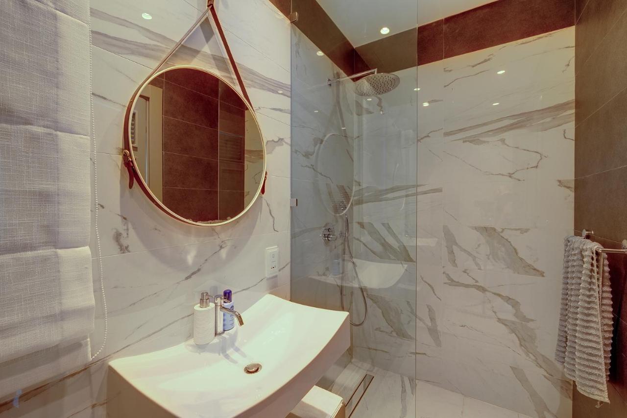 Super Luxury Apartment In Tigne Point, Amazing Sea Views 斯利马 外观 照片